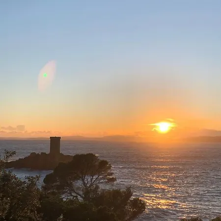Panzió Charme Pinede Sud Fréjus