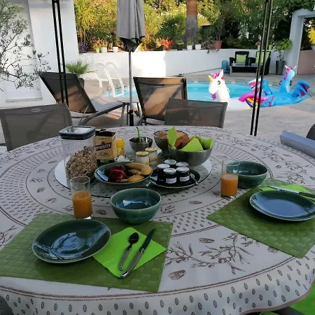 Charme Pinede Sud Alojamento de Acomodação e Pequeno-almoço *